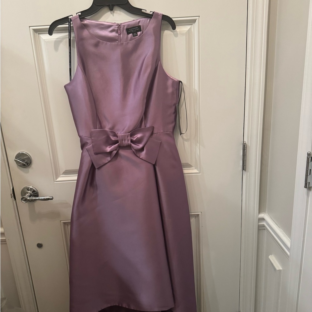 NWT!!  Beautiful Hi/Low Tahari Dress